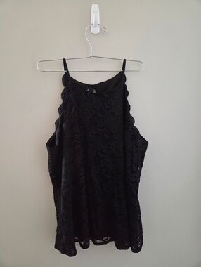 Fortune + Ivy Black Lace Halter Cami Top